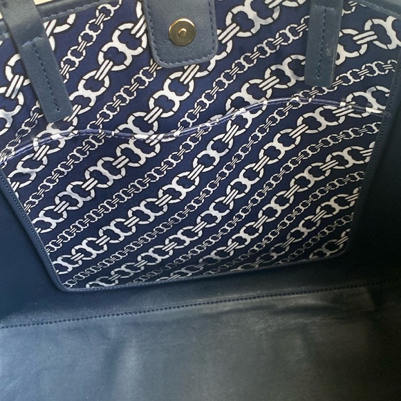 TORY BURCH 💙NAVY💙 GEMINI LINK TOTE BAG 🌟EUC🌟 - Picture 12 of 17